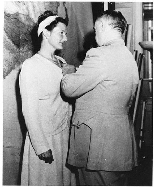 Virginia Hall, Receiving Medal